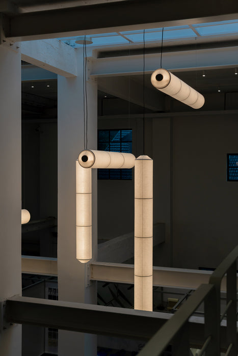 Tekiò Vertical Ceiling Lamp