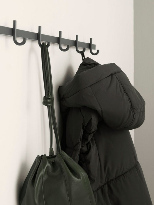 Small Relief Coat Rack de String Furniture