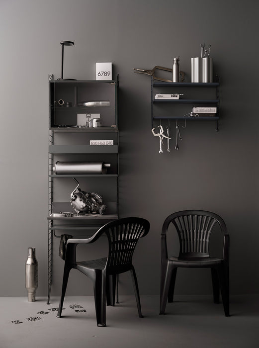 Low shelf Zet Storing System de String Furniture