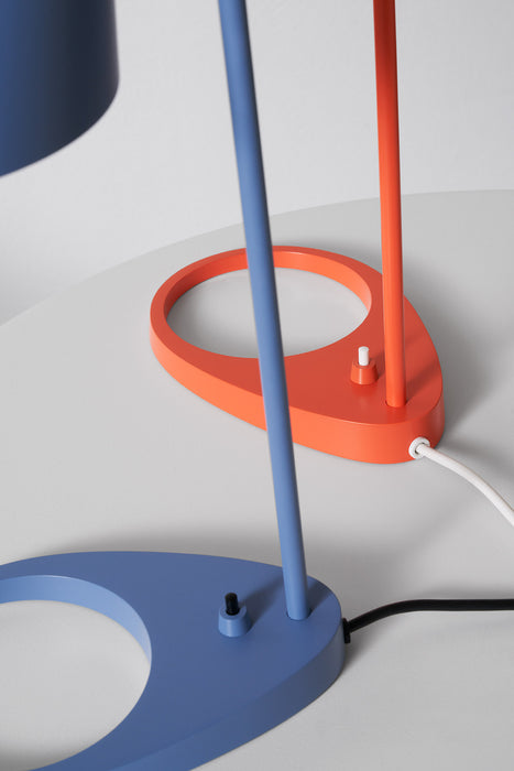 Lámpara de mesa AJ de Louis Poulsen