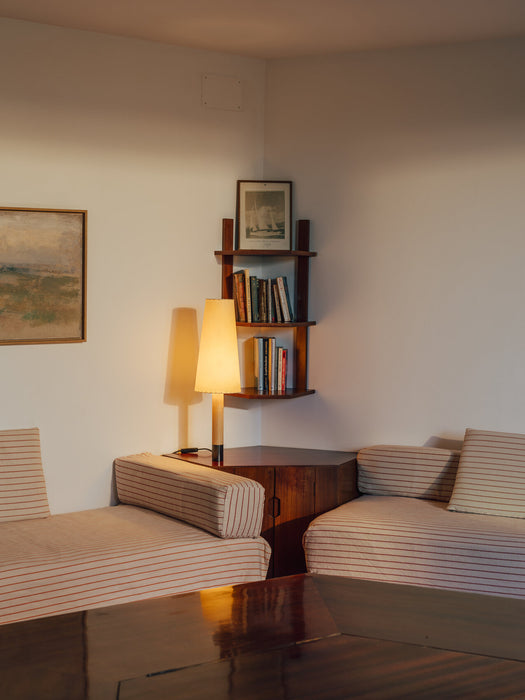 Basic M2 table lamp de Santa & Cole