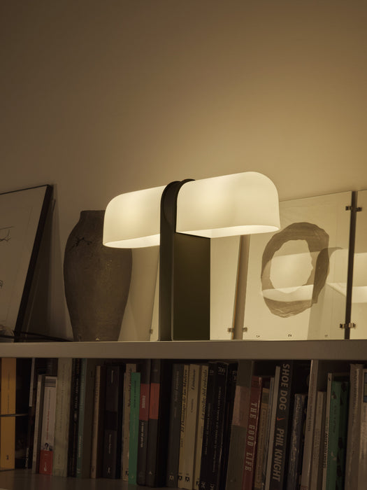 Duo table lamp de Santa & Cole