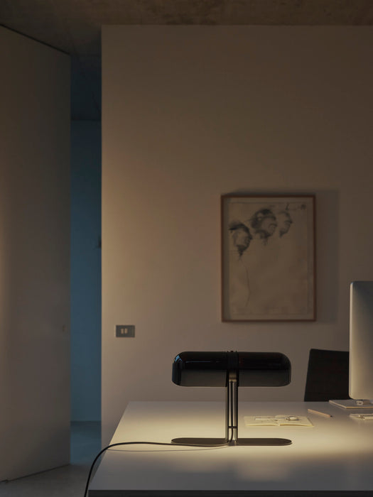 Duo table lamp de Santa & Cole