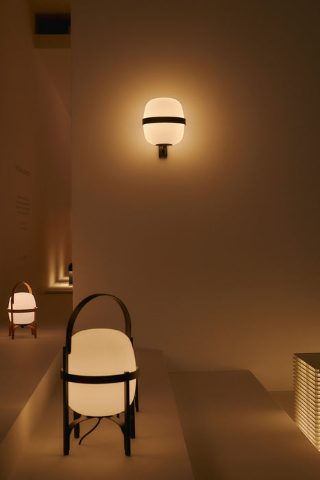 Lámpara de pared Wally Cesta