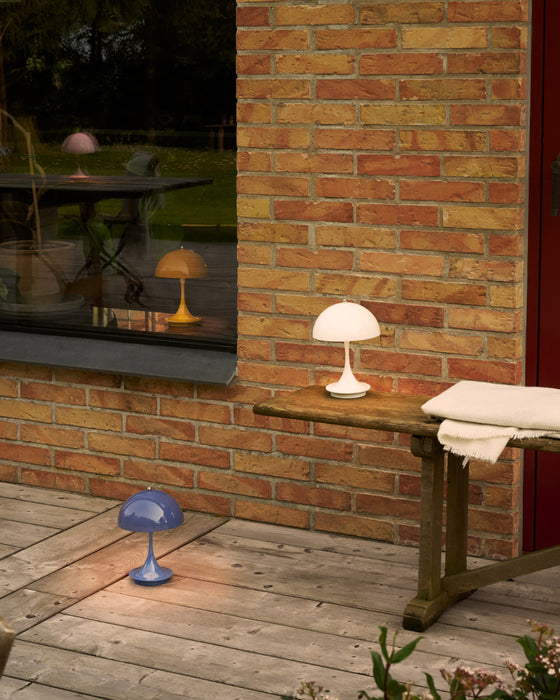 Panthella 160 Portable Lamp de Louis Poulsen