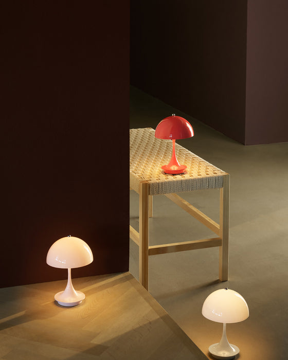 Panthella 160 Portable Lamp de Louis Poulsen