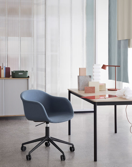 Lámpara de mesa Tip de Muuto