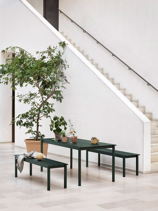 Linear Steel Table de Muuto