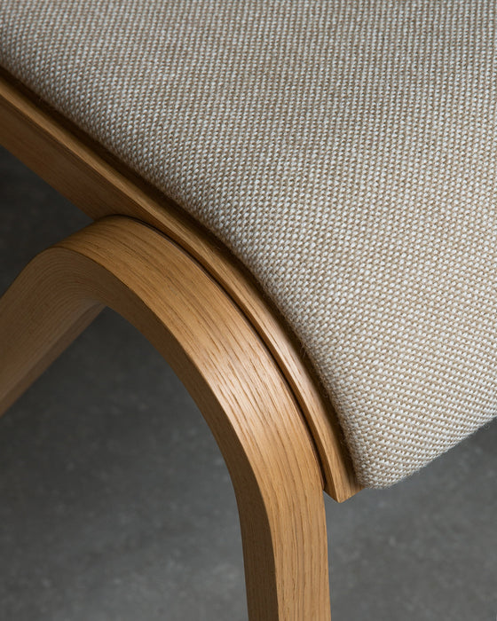 Ready chair with upholstered seat