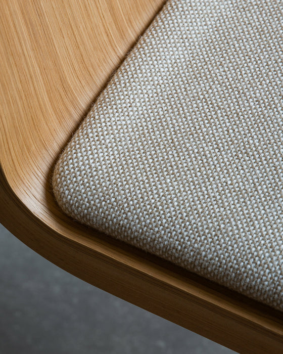 Ready chair with upholstered seat