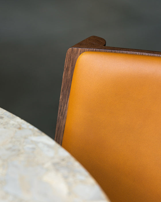Ready chair with upholstered seat