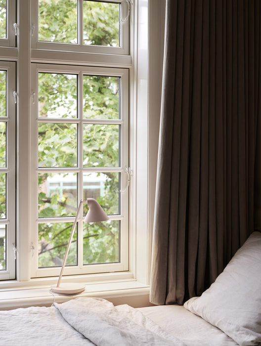 Lámpara de mesa NJP Mini