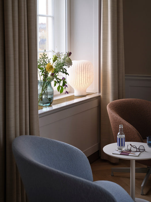 Lámpara de mesa Strand