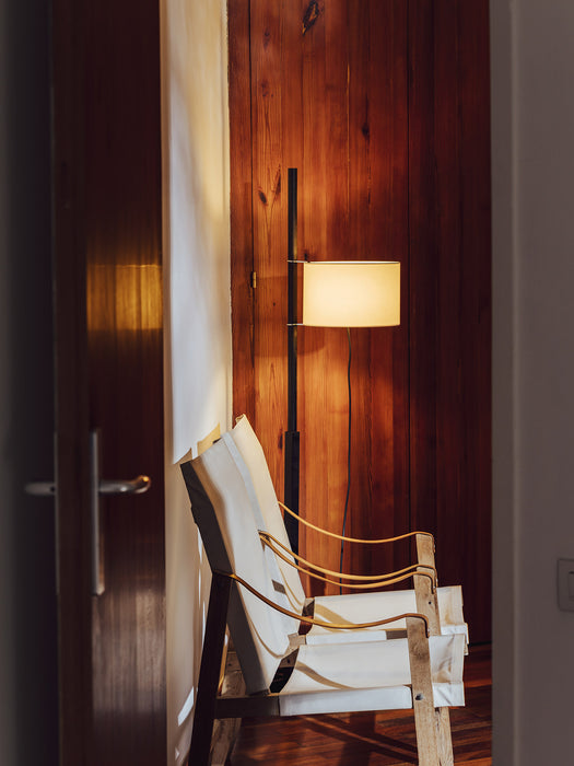TMC floor lamp de Santa & Cole