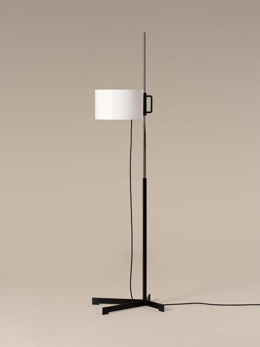 TMC floor lamp de Santa & Cole