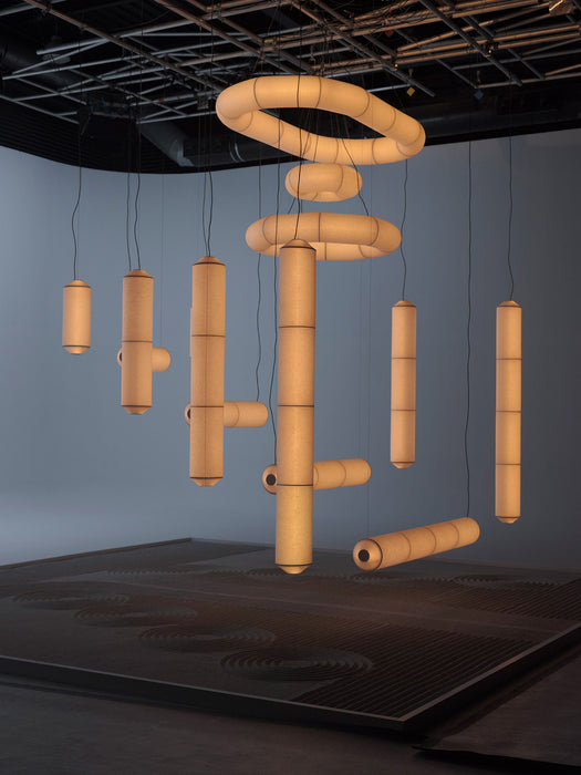 Tekiò Vertical Ceiling Lamp