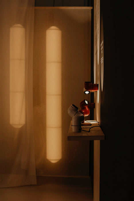 Tekiò Vertical Ceiling Lamp