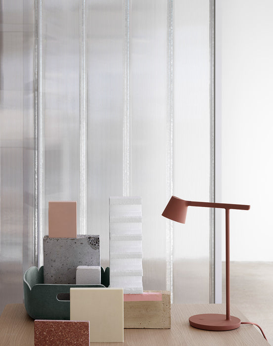 Lámpara de mesa Tip de Muuto
