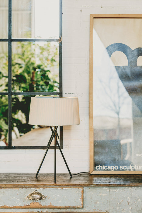 Lámpara de mesa Trípode M3