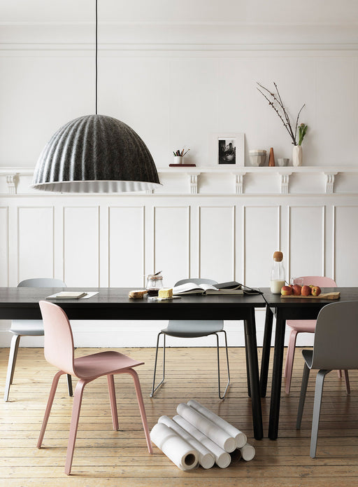 Visu chair with sled base Muuto