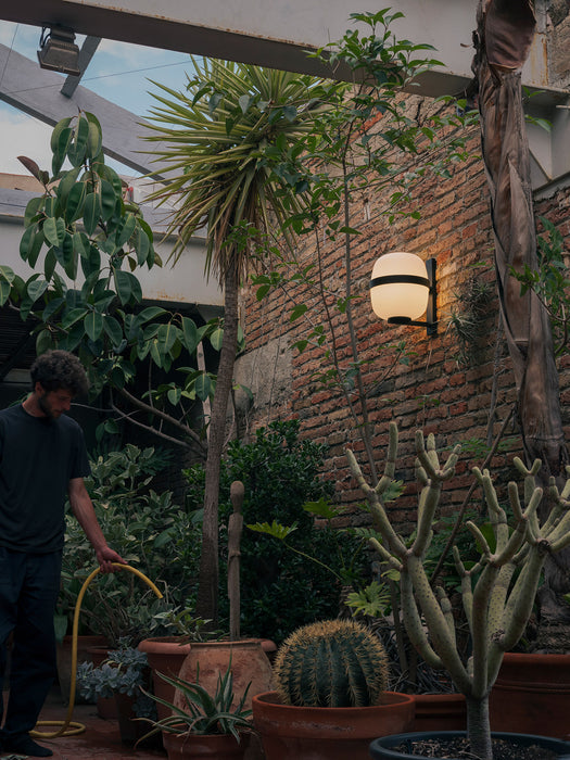 Lámpara de pared Wally Cesta