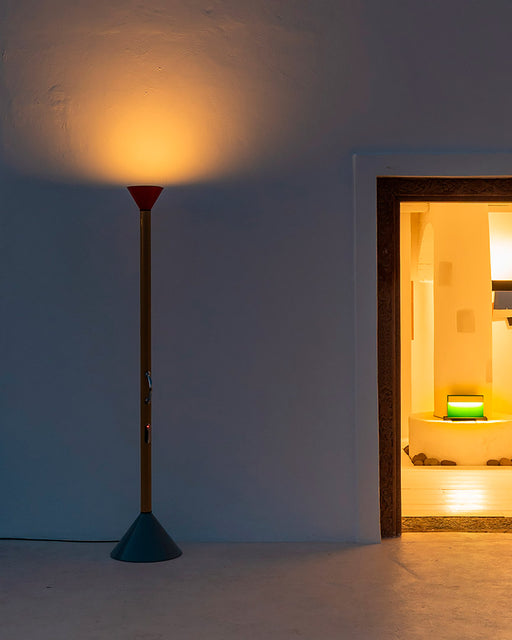 Lámpara de pie Callimaco Artemide