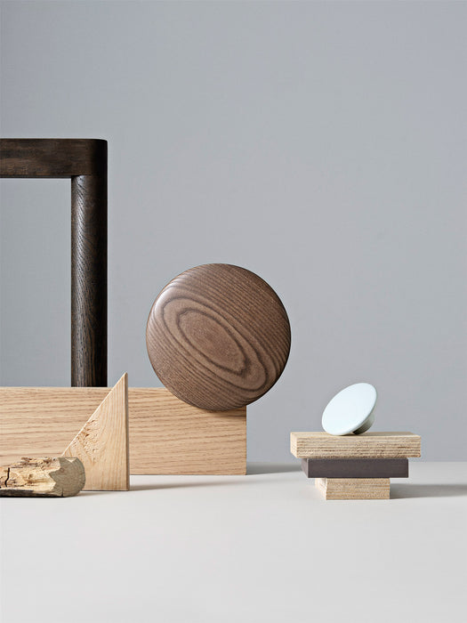 The Dots Coat Rack de Muuto