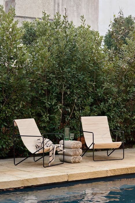 Sillón Desert Negro de Ferm Living