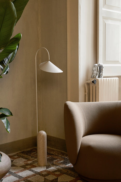 Arum floor lamp