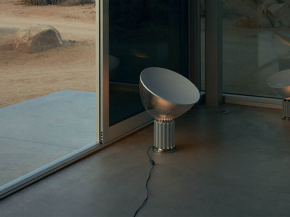 Lámpara de mesa Taccia Small