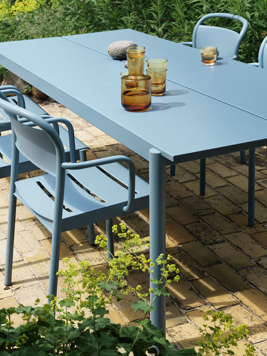 Linear Steel Table de Muuto