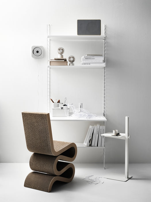 Low shelf Zet Storing System de String Furniture