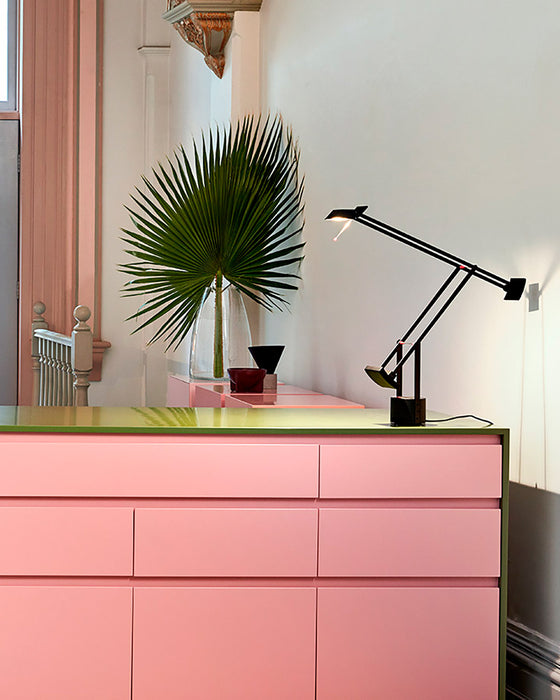 Lámpara de mesa Tizio de Artemide