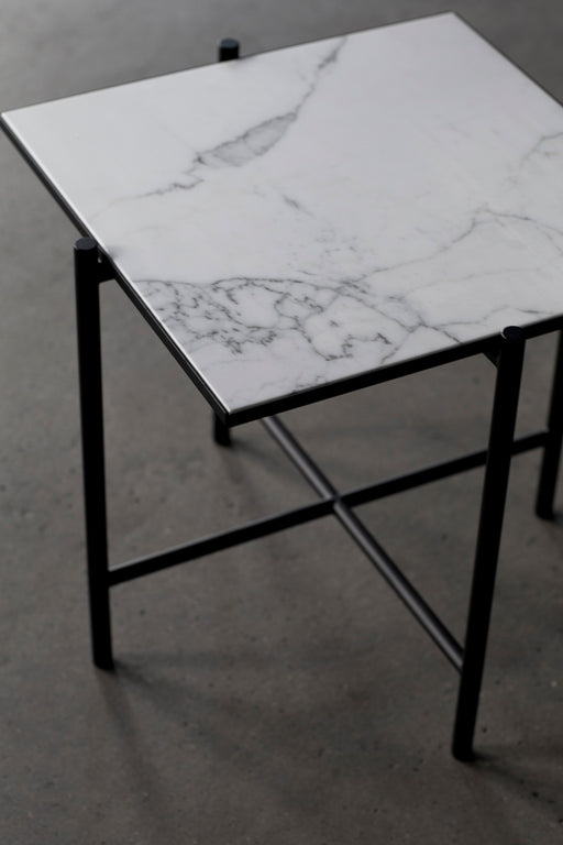 Mesa Auxiliar Side Table Handvärk