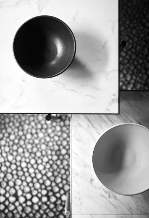 Mesa Auxiliar Side Table