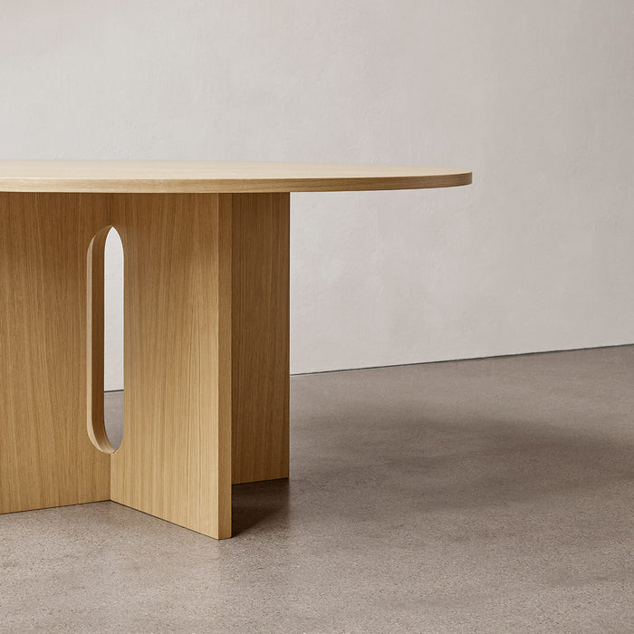 Mesa Androgyne Dining Table