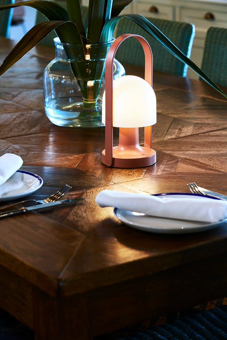 Lámpara Portátil FollowMe de Marset