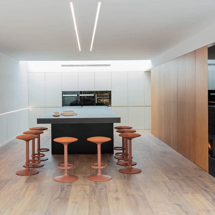 Taburete Hula con altura regulable