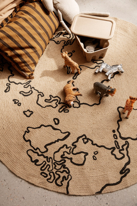 Animales tallados a mano