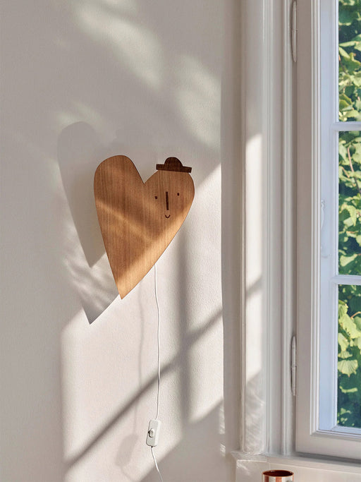 Lámpara de pared Corazón Ferm Living