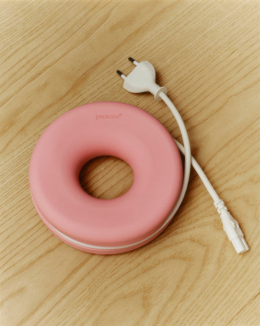 Cable Bagel Pedestal