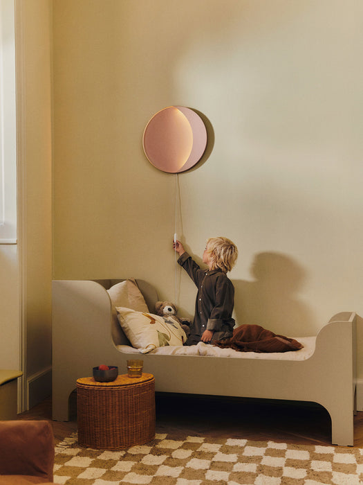 Neba wall lamp