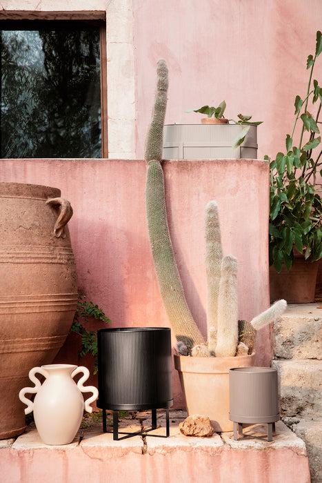 Macetero Bau Balcony Box de Ferm Living