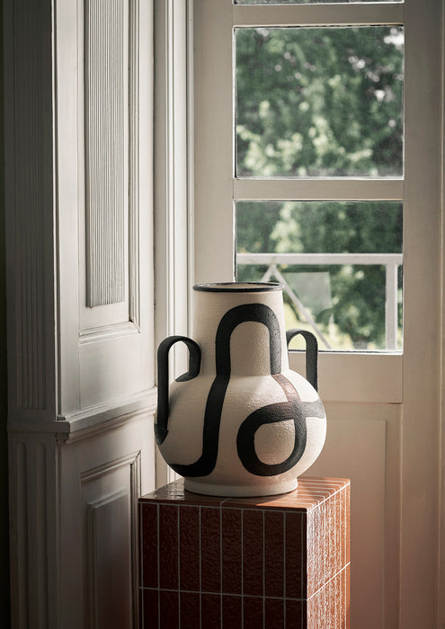Pedestal Pillar