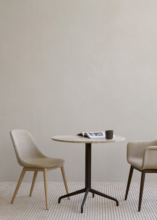 Silla Harbour Tapizada con Base Roble Audo Copenhagen